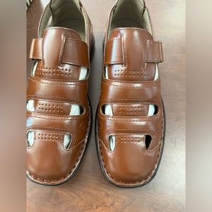 Stacy Adams Men’s  Aramis Fisherman Sandals size 7 1/2